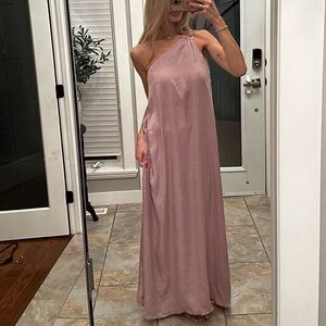 Elegant Pink One-Shoulder Dress